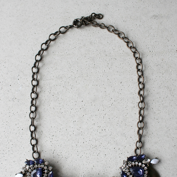 NWOT blue and white crystal cluster necklace - Picture 5 of 5